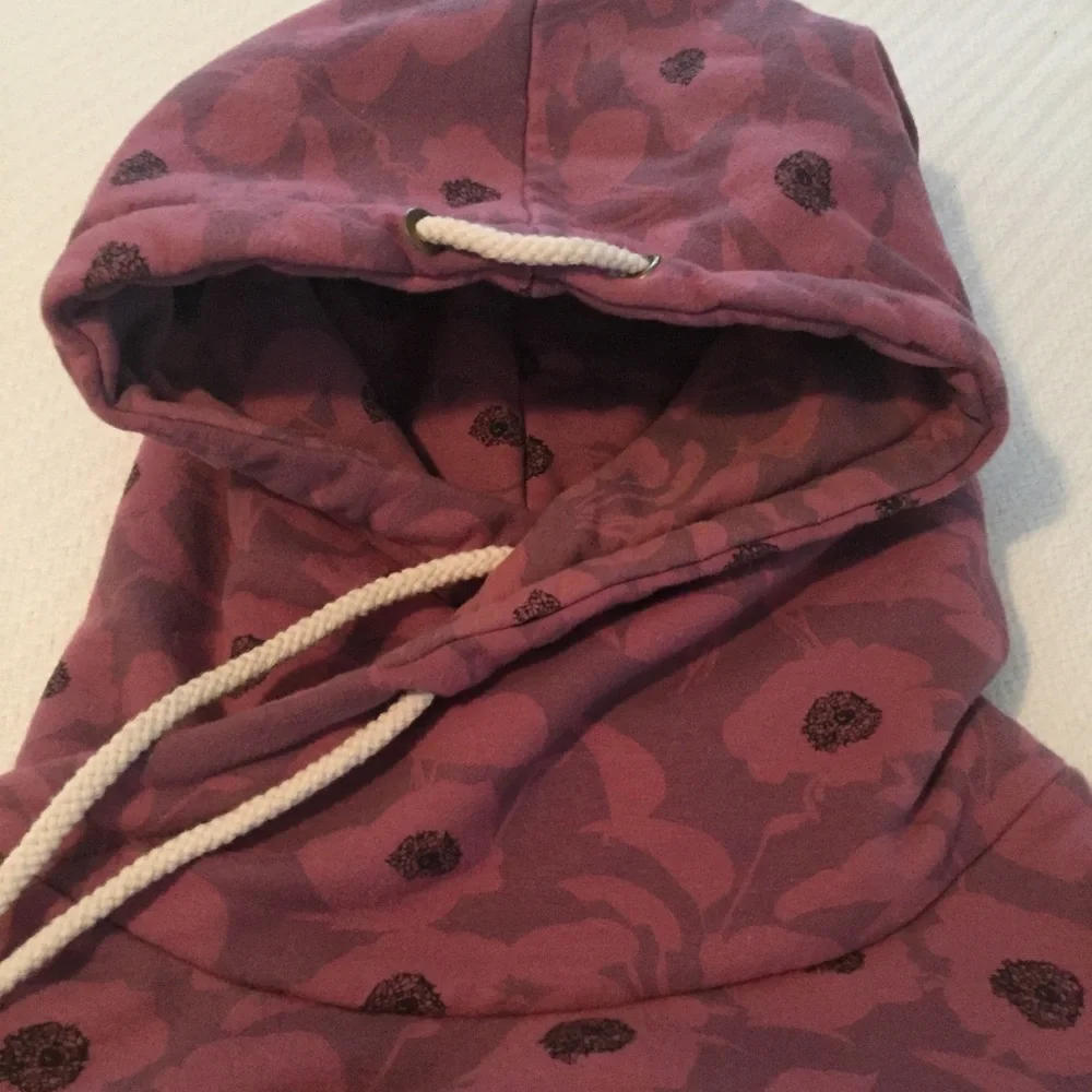 Ampersand Avenue Hoodie.  size S - Picture 2 of 8
